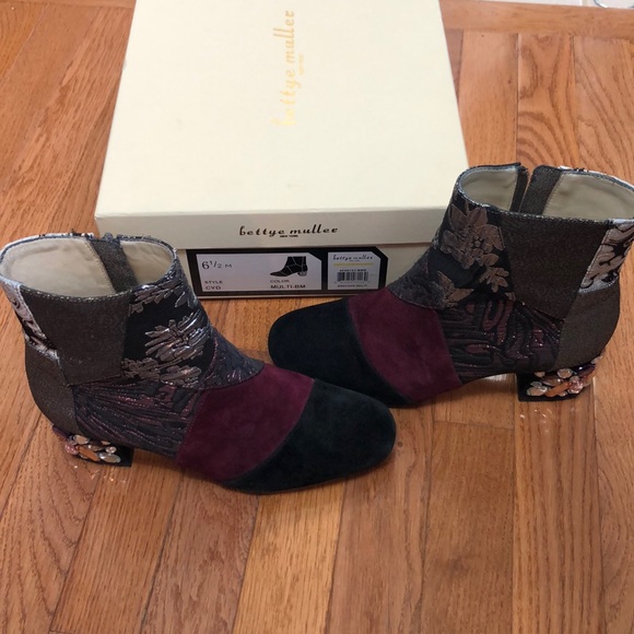 Rare Anthropologie Bettye Mueller Cyd patchwork boho booties ankle boots - Picture 2 of 11